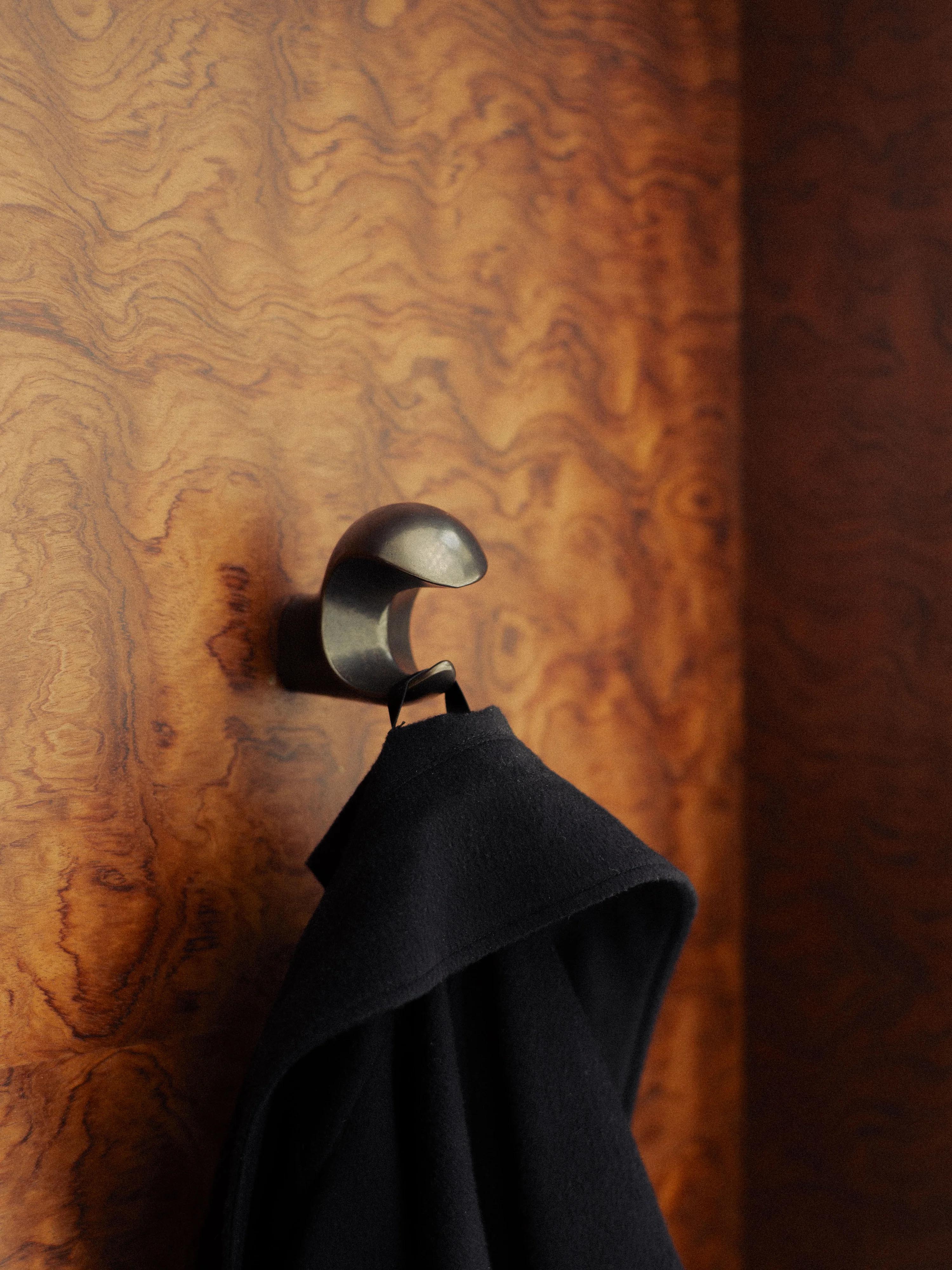 Ball Hook - Blackened