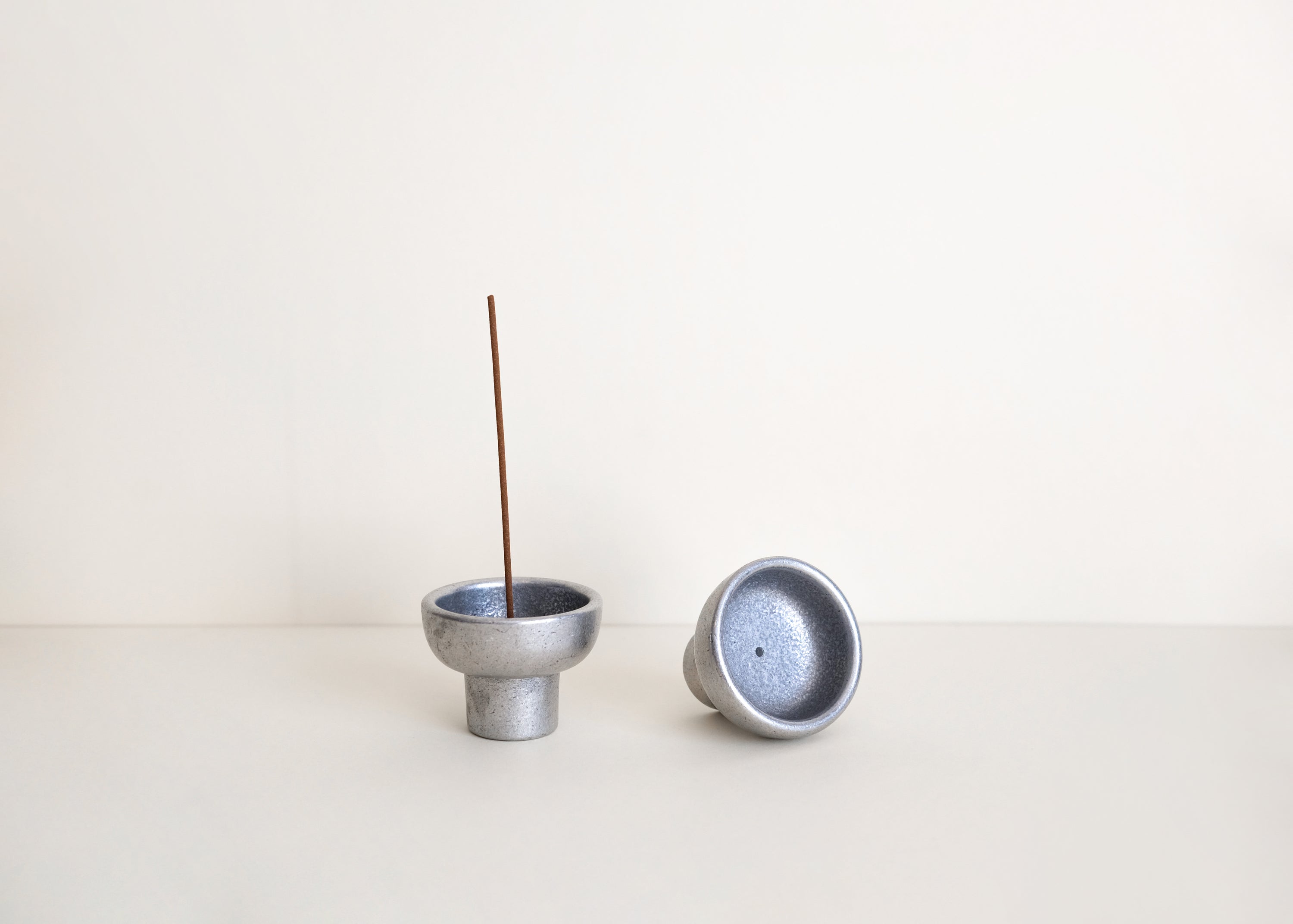 Perfumer H Incense Burner - Aluminium