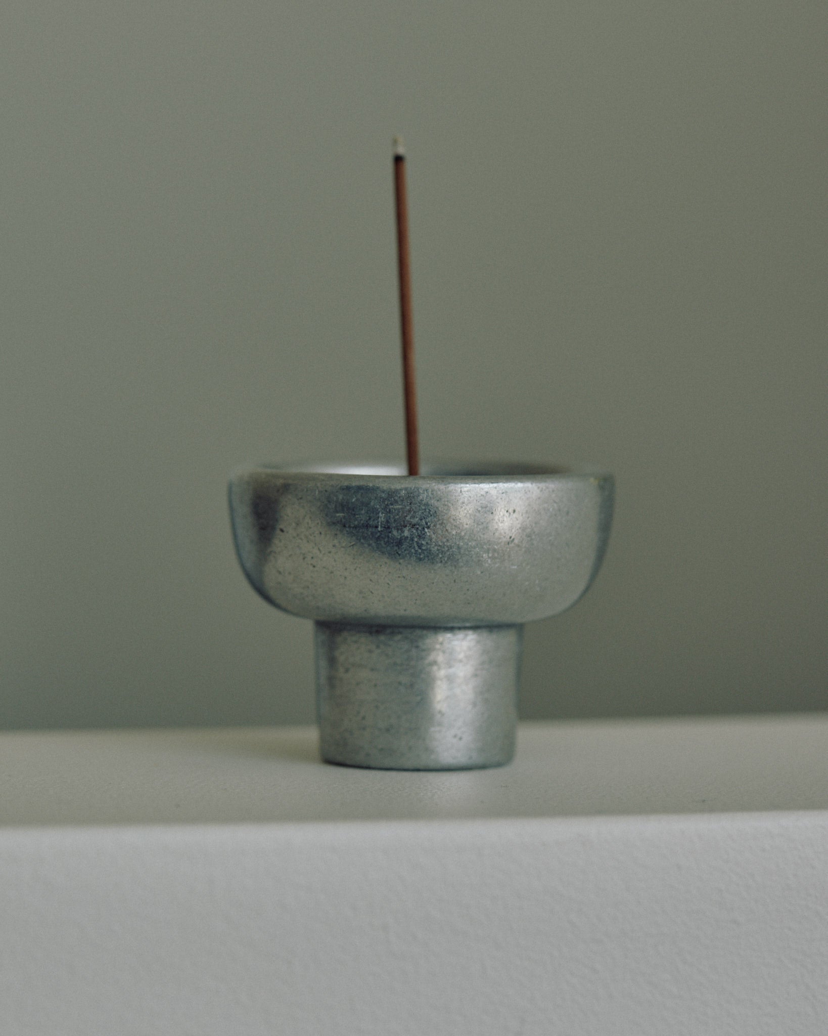 Perfumer H Incense Burner - Aluminium
