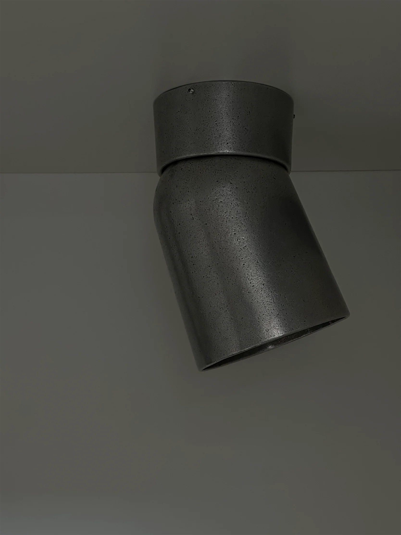 SpotCeiling01.webp
