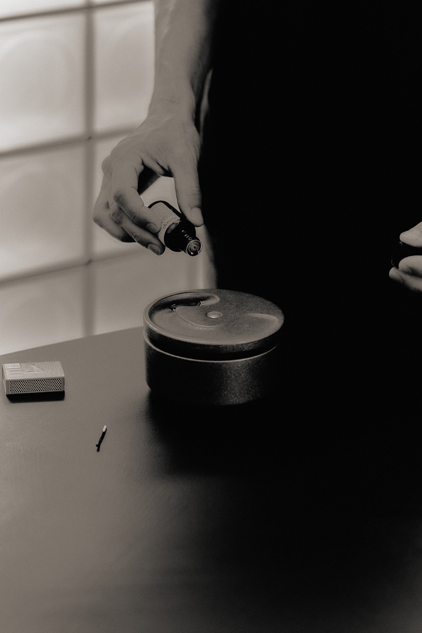 Aesop ブラス オイルバーナー – Studio Henry Wilson Japan Aesop ブラス オイルバーナー – Studio Henry Wilson Japan