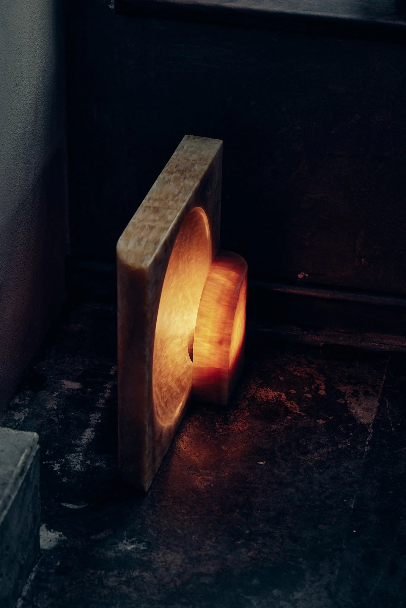 Block Sconce - Honey Onyx