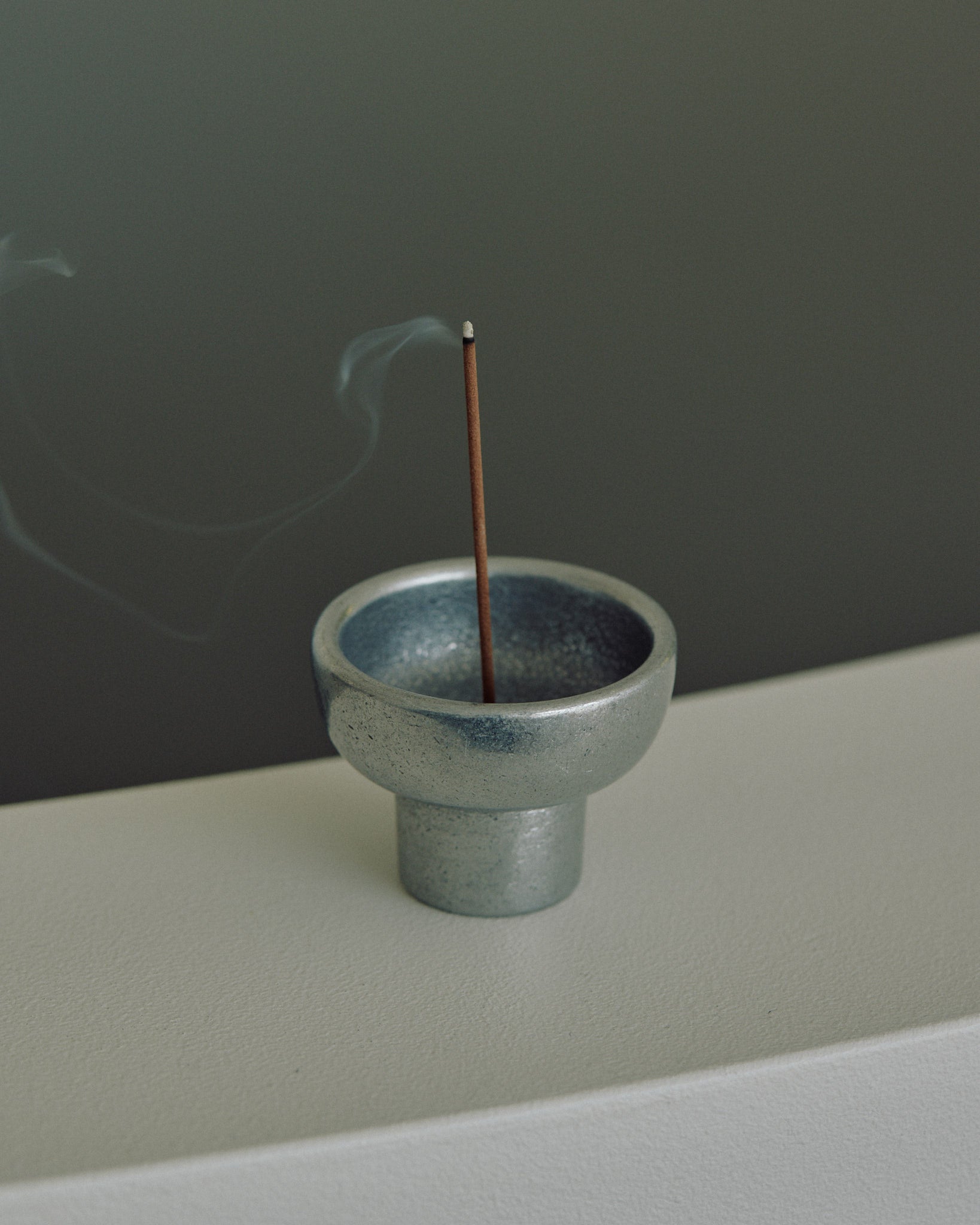 Perfumer H Incense Burner - Aluminium