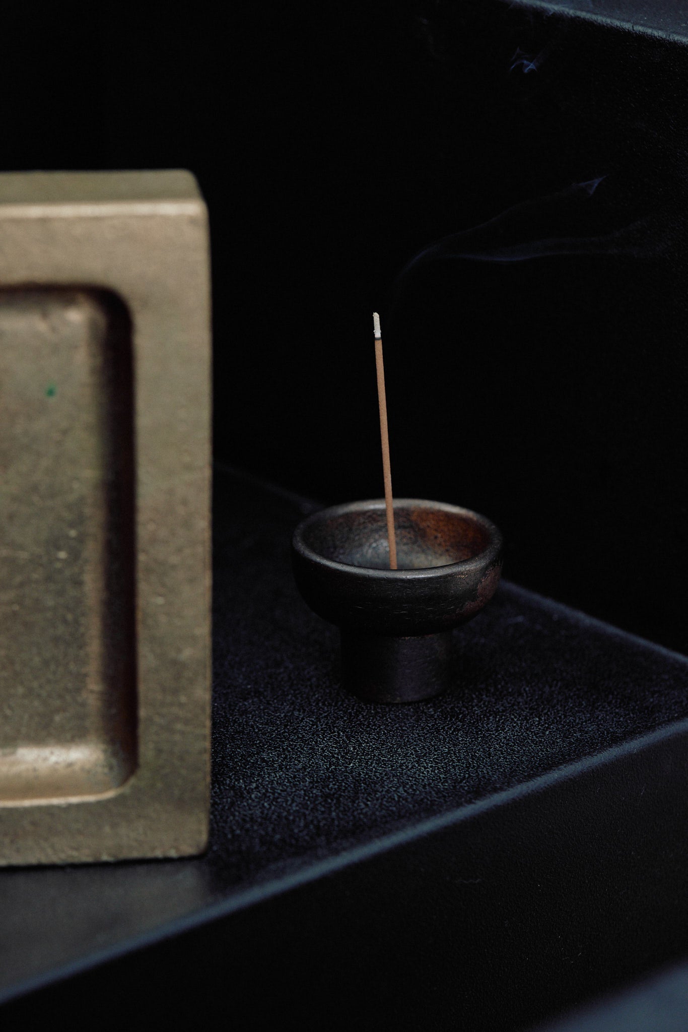 Perfumer H Incense Burner - Blackened Bronze